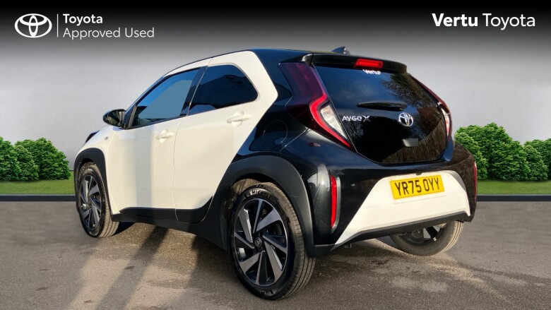 Toyota Aygo X 1.0 VVT-i Edge 5dr Petrol Hatchback